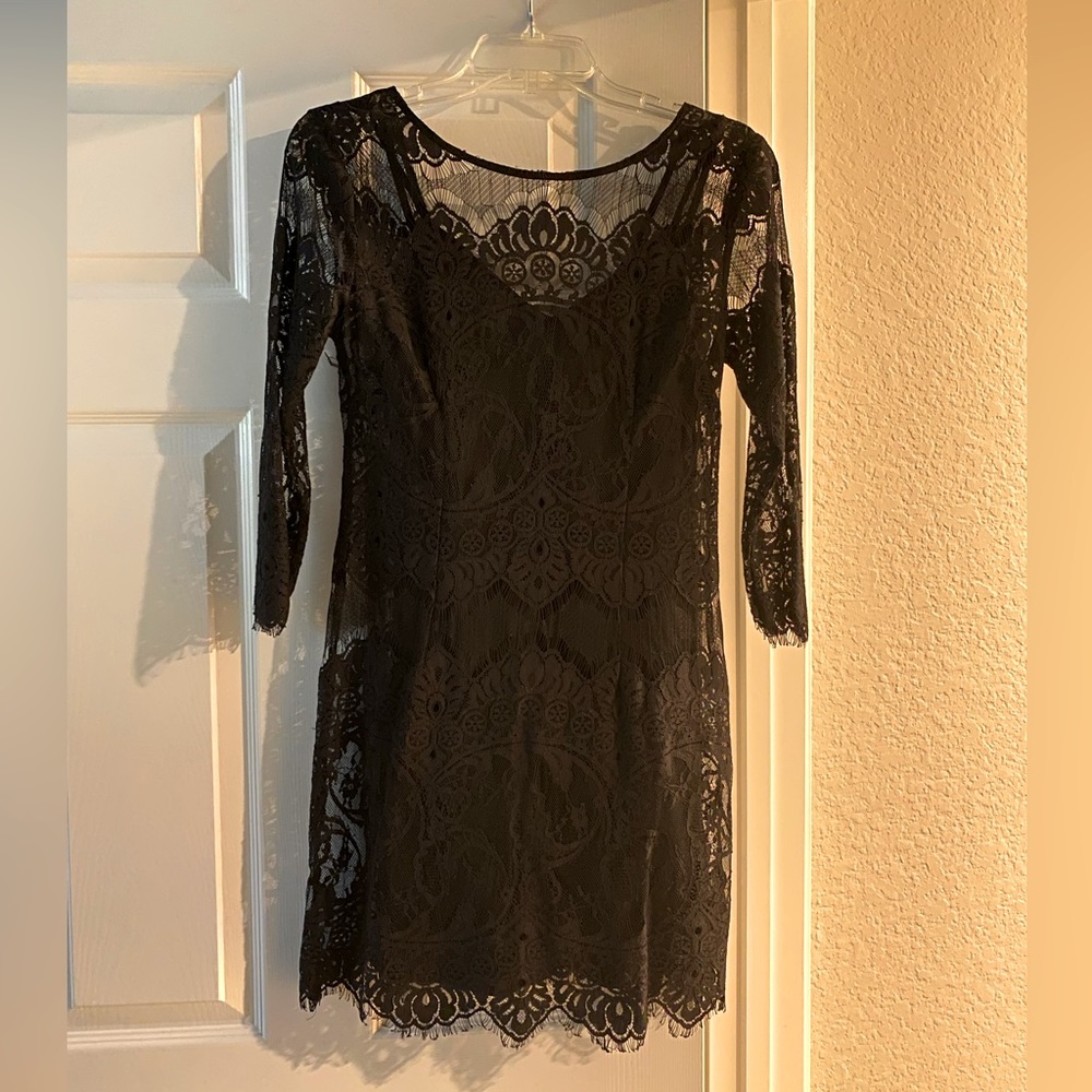 BB Dakota 3/4 Sleeve Lace Dress with Slip